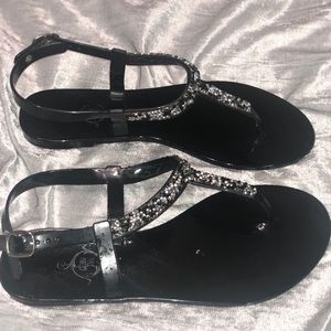 Women’s sandals